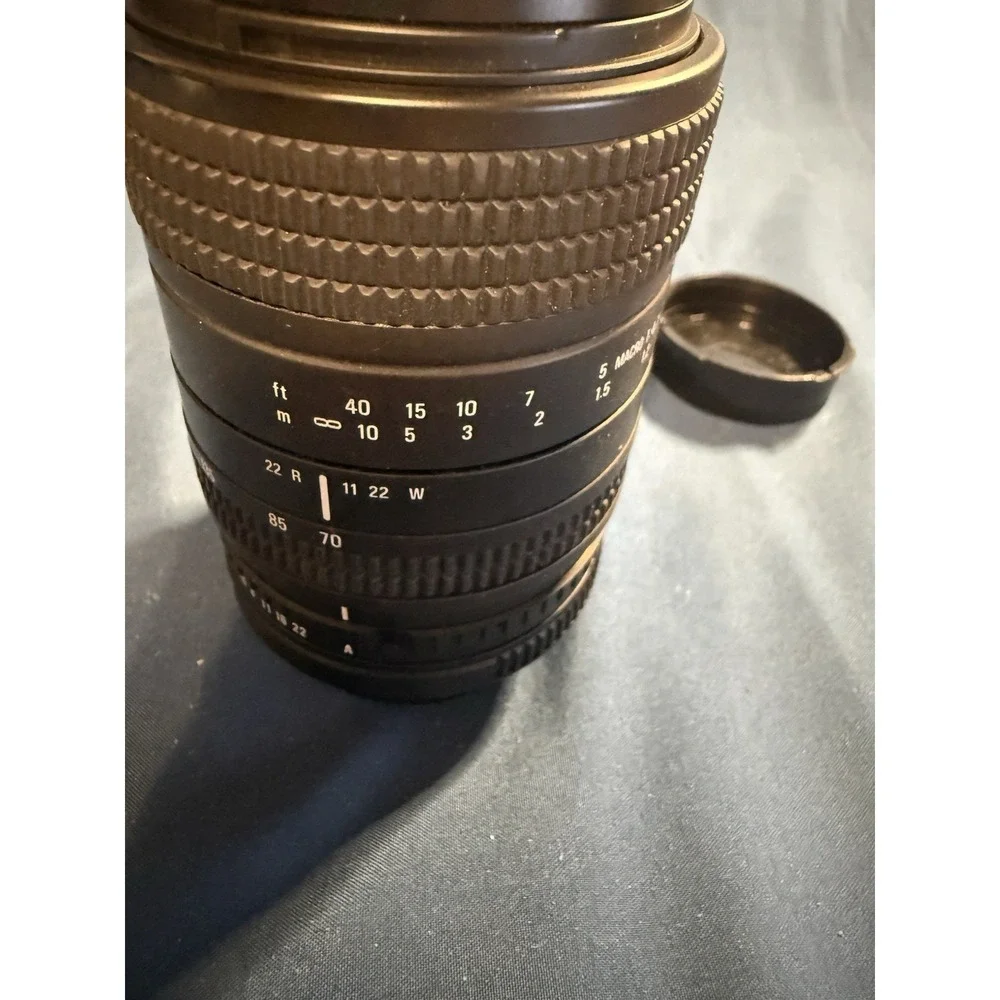Quantaray(Sigma) 70-210mm f/4-5.6 Zoom Lens for Pentax KA Mount – w/ Front Cap